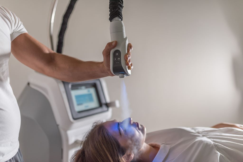 Face treatment with modern medical device.